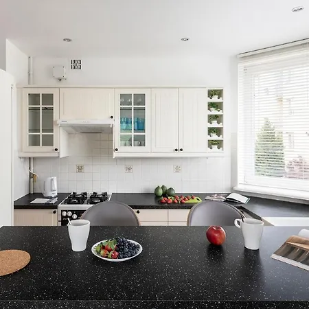 Warsaw-aparts Ursynow Natolin * Varsovie